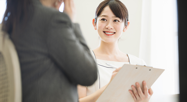 家庭的雰囲気の中で
